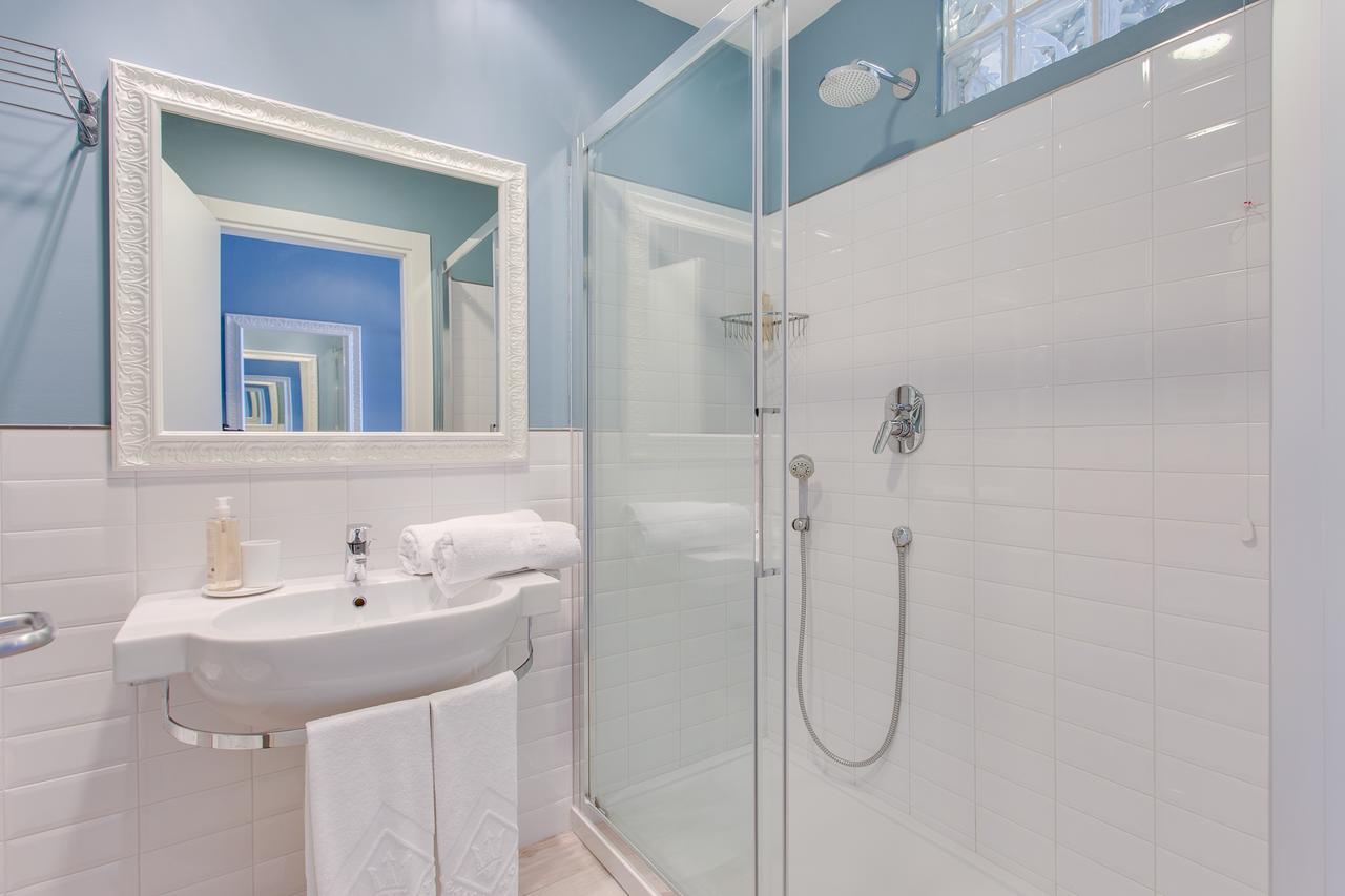 Two Connecting Double Rooms